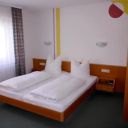 Adler Hotel Inneringen-Hettingen