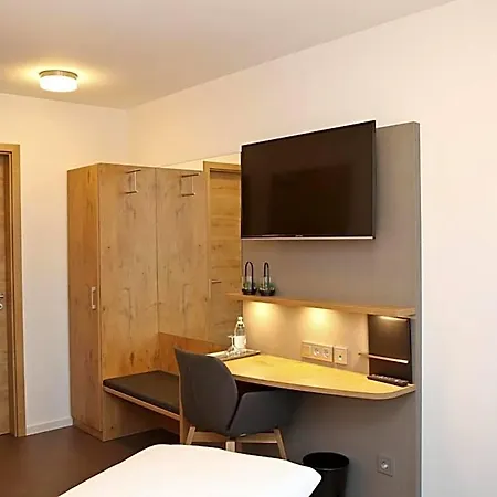 Adler Hotel 3*