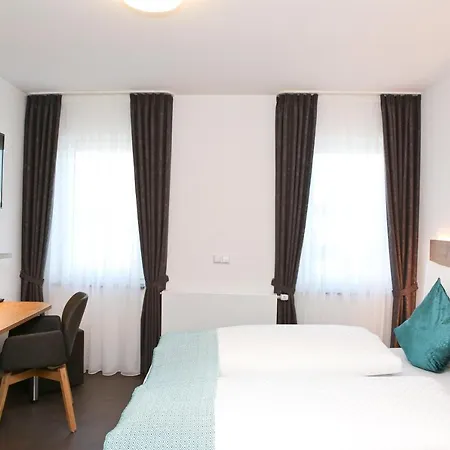 Adler Hotel